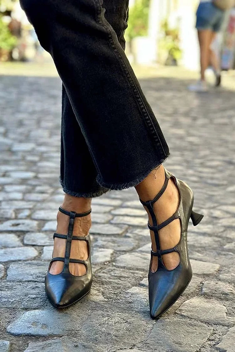 NORTHLINE STUDIO | Elegant Pumps with Straps